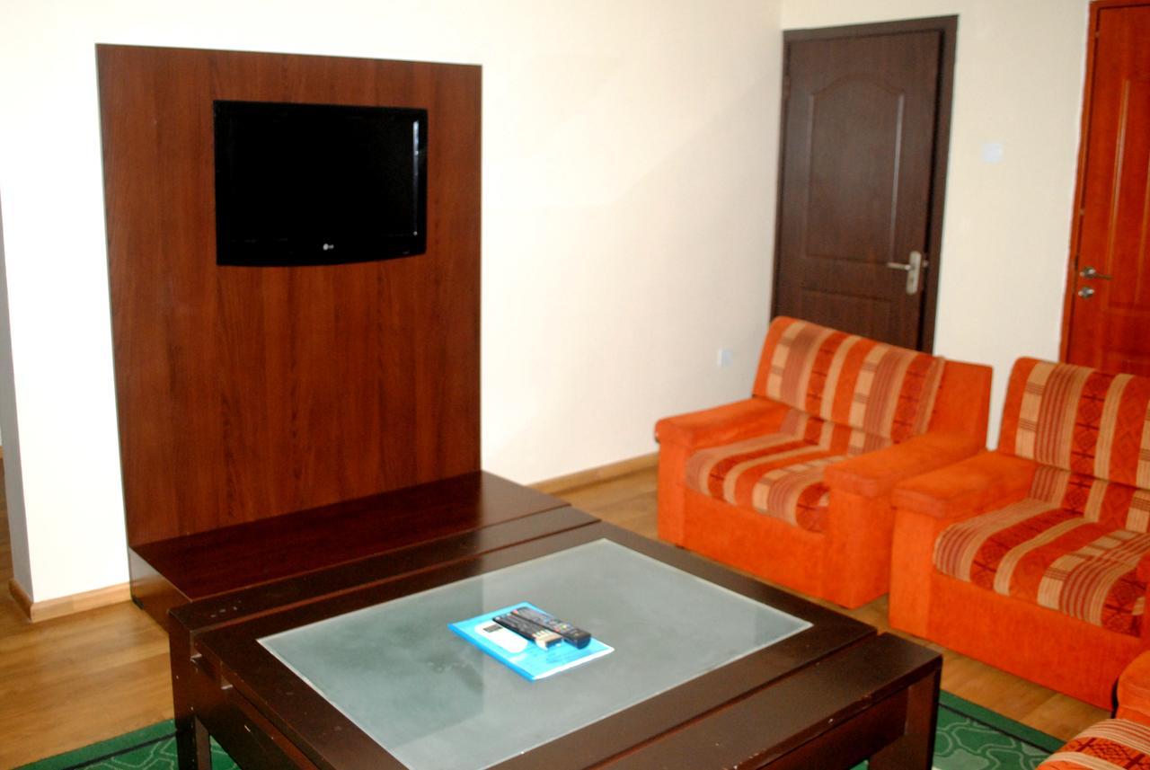 Grand Inn & Suites Ijebu Ode Екстериор снимка
